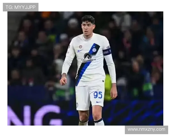 巴斯托尼戴袖标风雨考验升级中